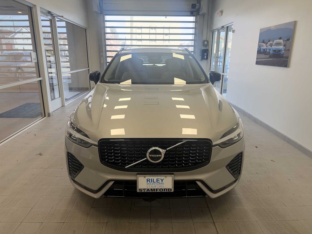 Certified 2023 Volvo XC60 B6 AWD Ultimate Dark SUV