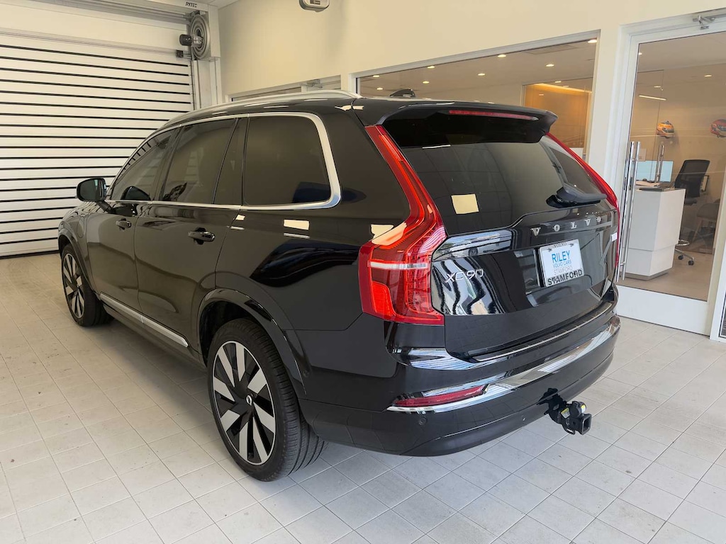 Certified 2023 Volvo XC90 Recharge Plug-In Hybrid Ultimate 6-Seater SUV