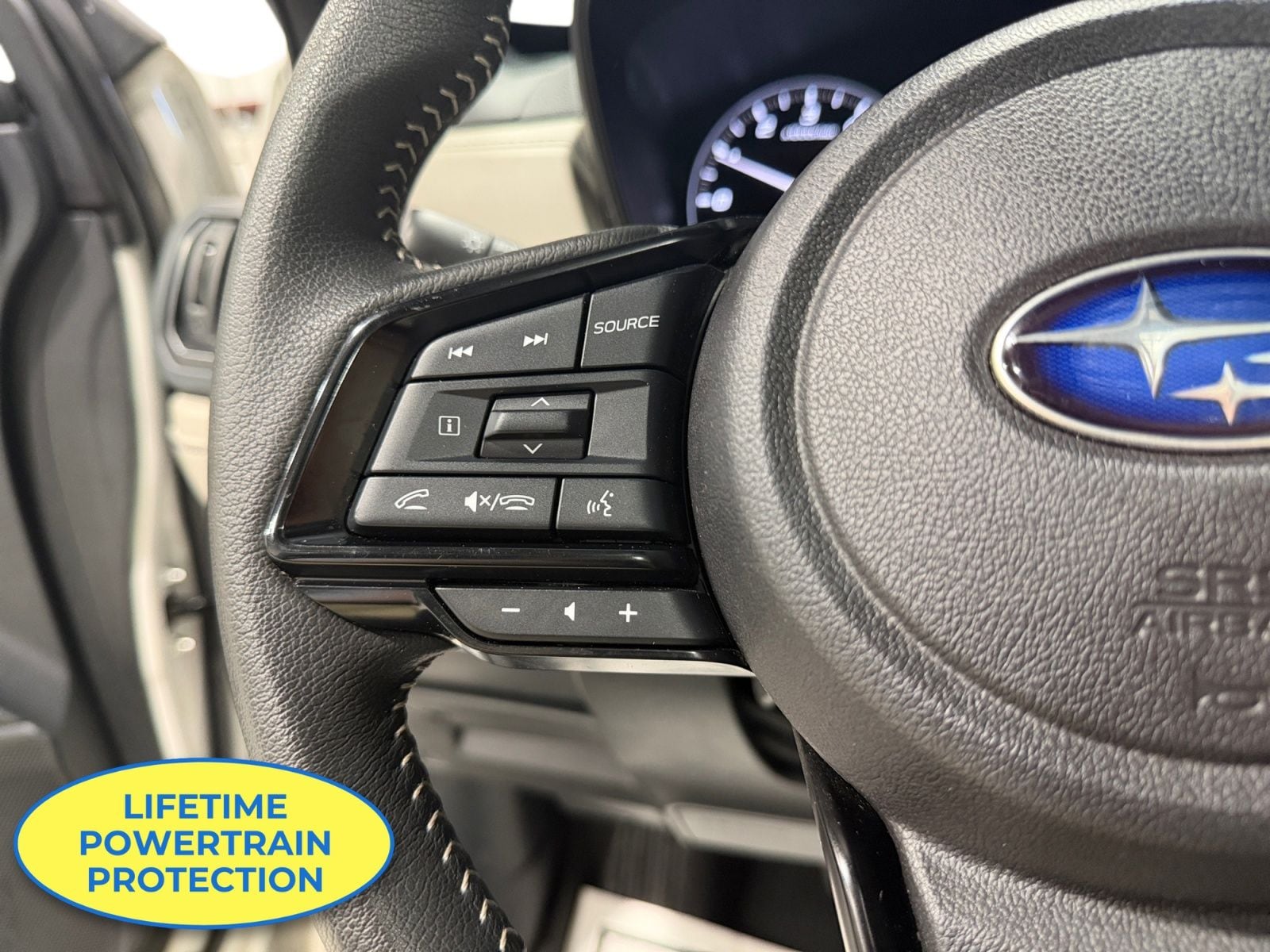 2025 Subaru Forester Premium - Photo 18