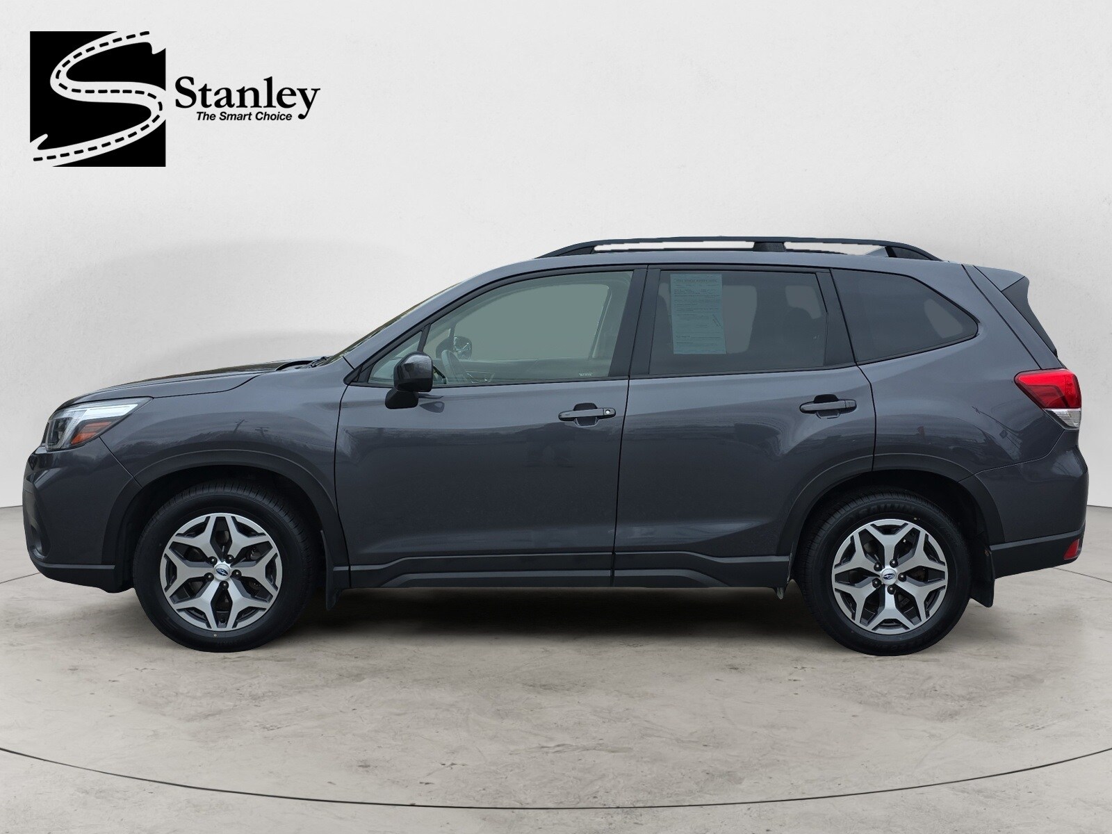2021 Subaru Forester Premium photo 2