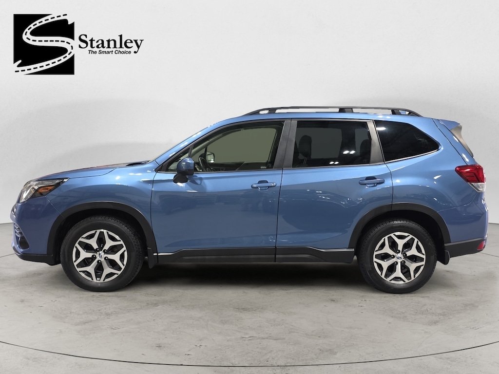Used 2023 Subaru Forester Premium SUV