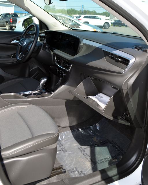 2025 Buick Encore GX Preferred - Photo 12