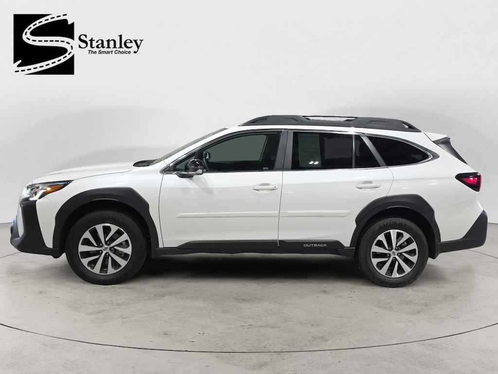 Used 2025 Subaru Outback Premium SUV