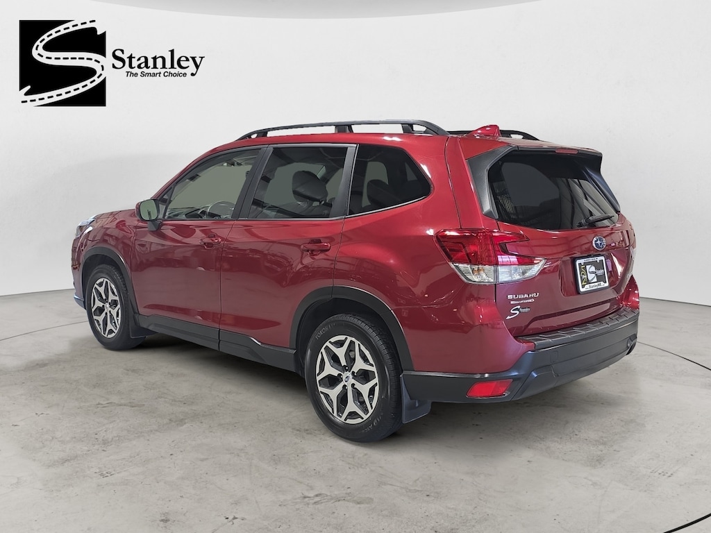 Used 2023 Subaru Forester Premium SUV