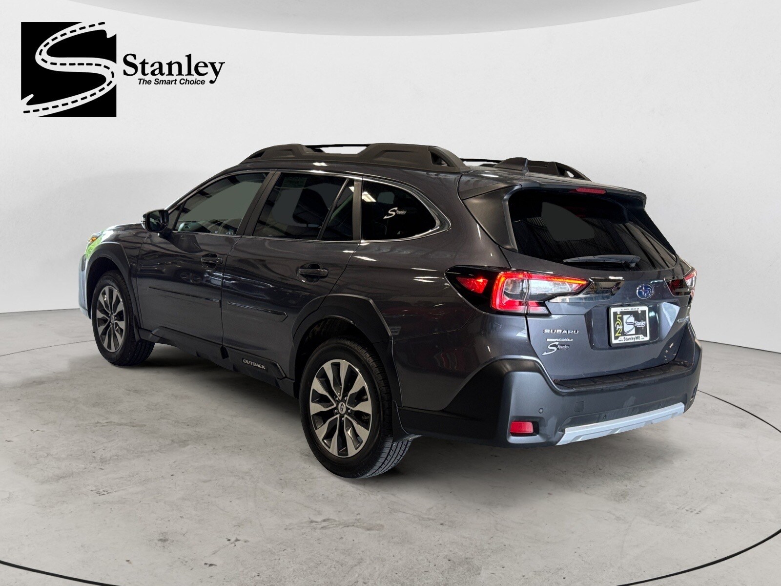 2025 Subaru Outback Limited photo 2