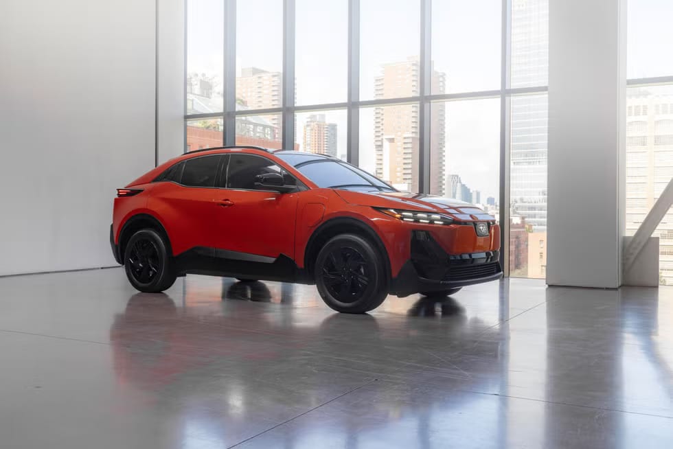 2026-subaru-uncharted-exterior-studio-pr-102-687910329d8ac.png