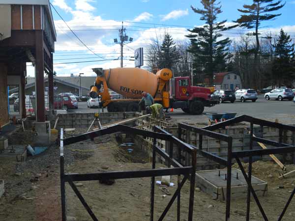 Preparing the ground for the new showroom