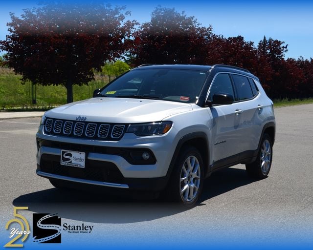 2025 Jeep Compass Limited 4X4's photo
