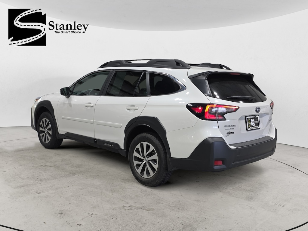 Used 2025 Subaru Outback Premium SUV
