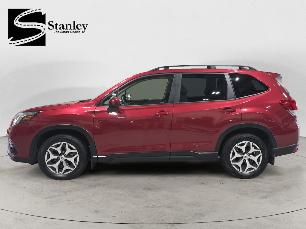 Used 2023 Subaru Forester Premium SUV