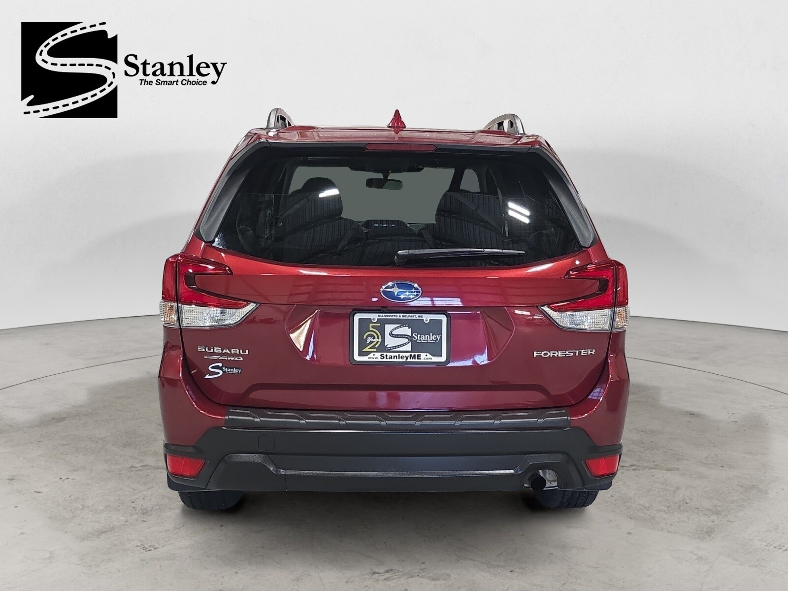 2023 Subaru Forester Premium photo 4