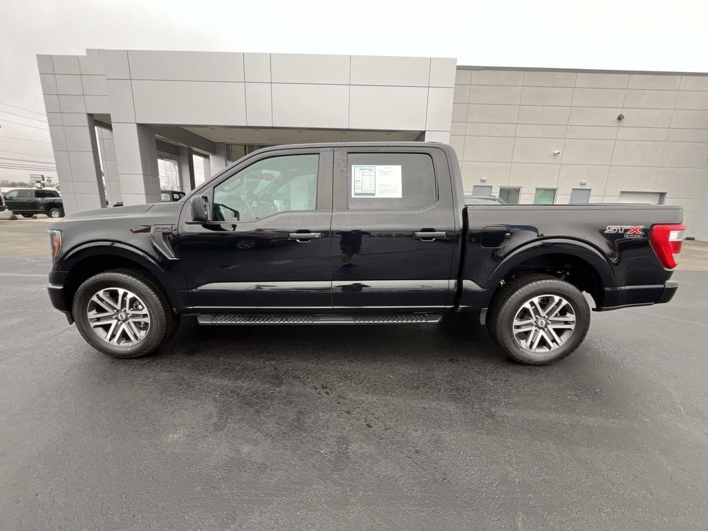 Used 2023 Ford F-150 XL Truck SuperCrew Cab