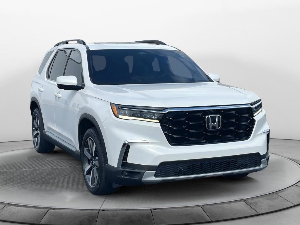 Used 2024 Honda Pilot Elite SUV