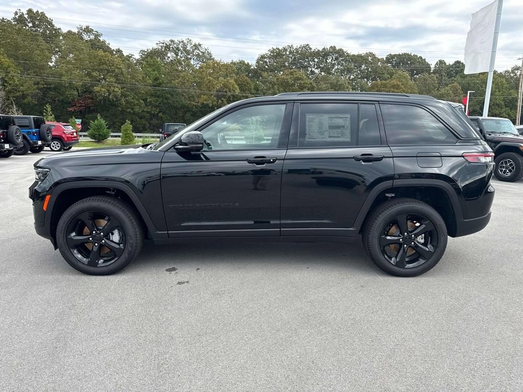 New 2025 Jeep Grand Cherokee LIMITED 4X4 Sport Utility