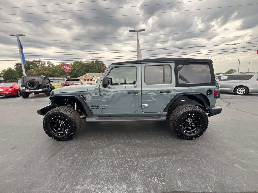 2024 Jeep Wrangler 4-Door Sport S's photo