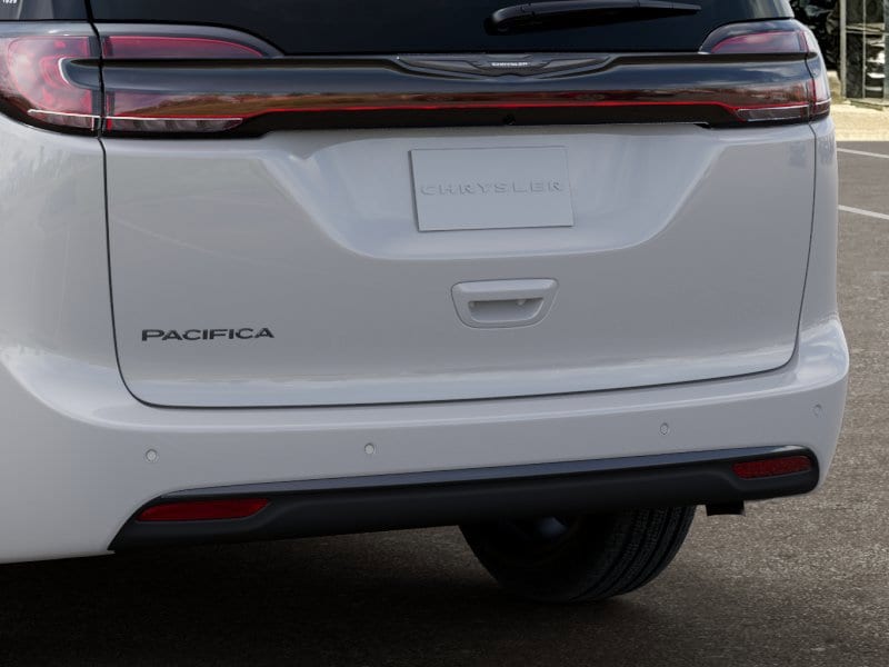 2026 Chrysler Pacifica Select - Photo 13