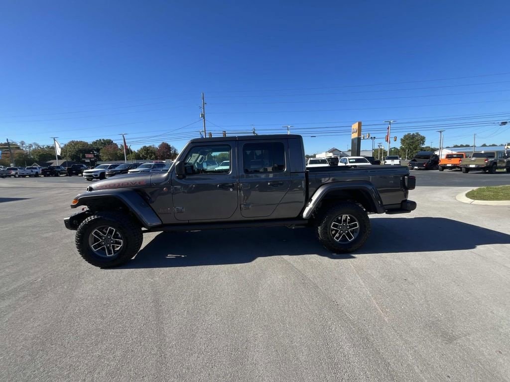 New 2025 Jeep Gladiator MOJAVE X 4X4 Pickup