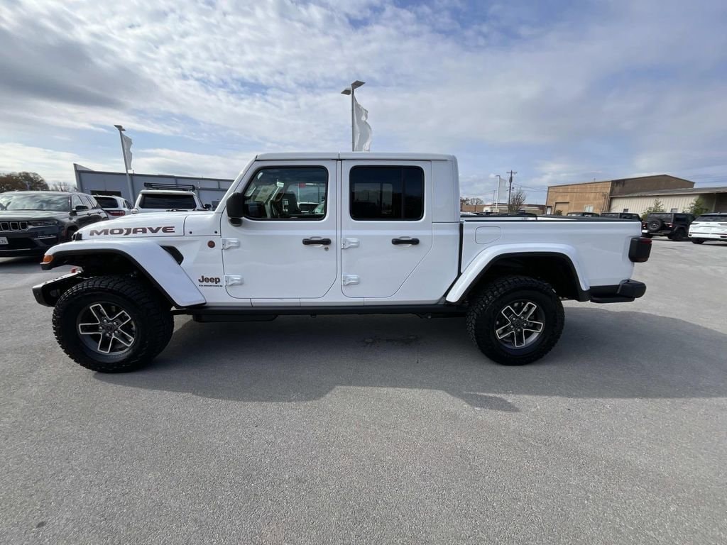 New 2026 Jeep Gladiator MOJAVE X 4X4 Pickup