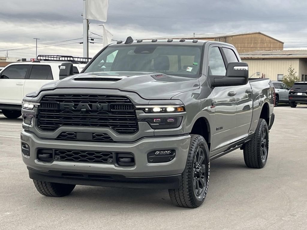 New 2026 Ram 2500 LARAMIE CREW CAB 4X4 6'4 BOX Pickup