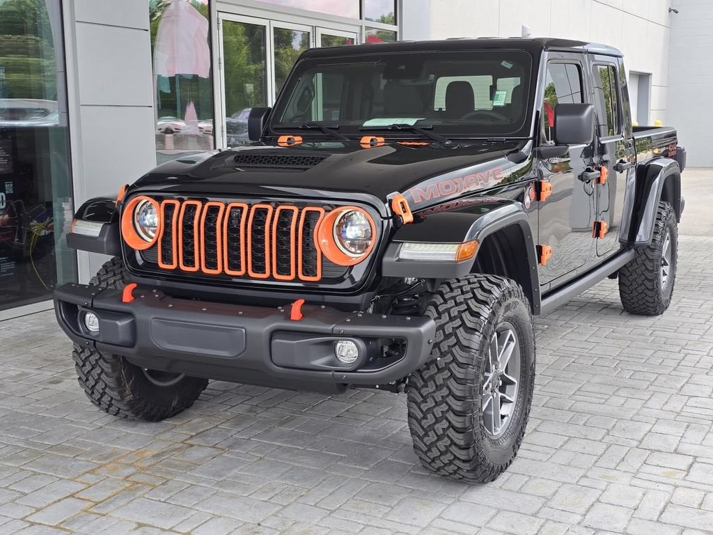 Used 2025 Jeep Gladiator Mojave Truck Crew Cab
