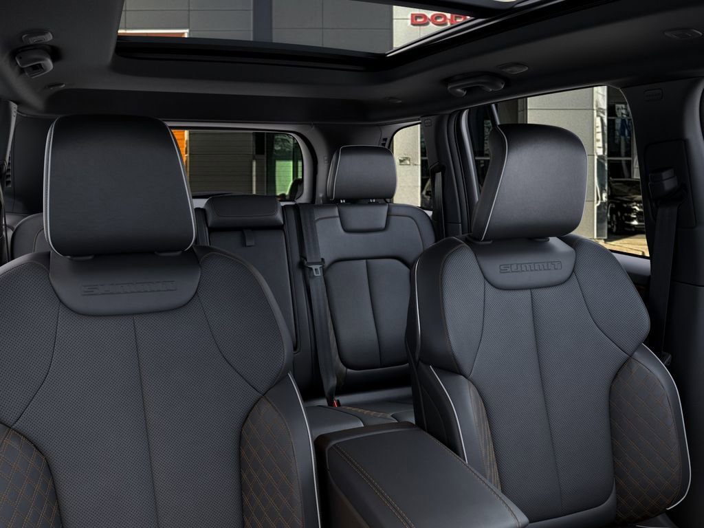 2025 Jeep Grand Cherokee Summit - Photo 26