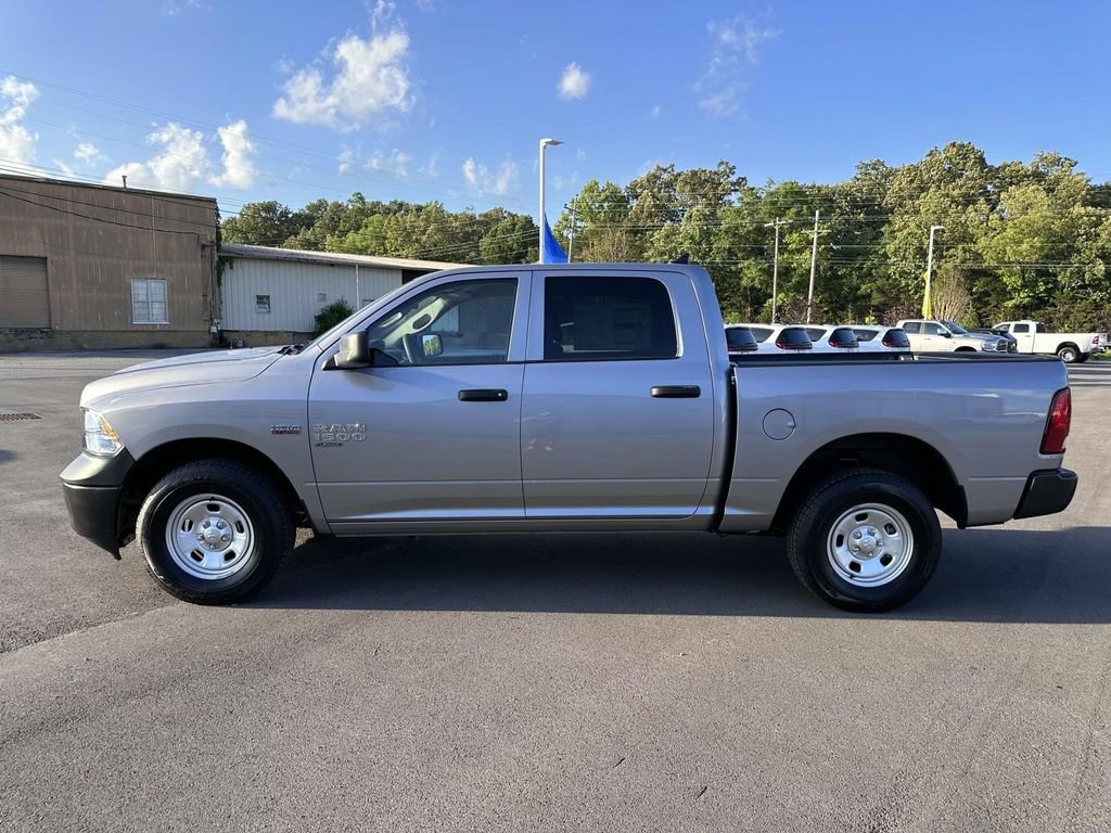 New 2024 Ram 1500 Classic TRADESMAN CREW CAB 4X4 5'7 BOX Pickup