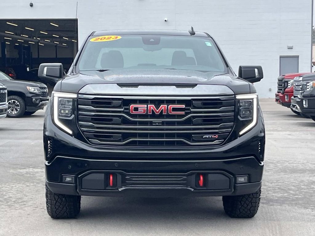 Used 2023 GMC Sierra 1500 AT4 Truck Crew Cab