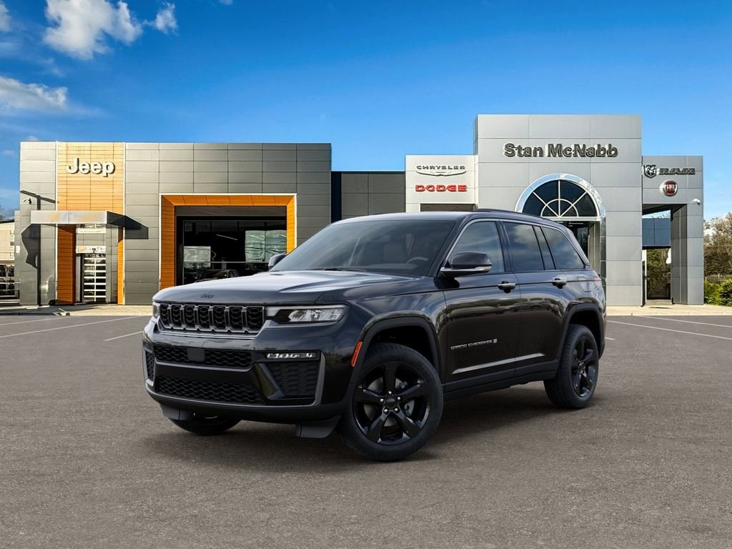 Explore New Jeep Grand Cherokee SUVs | Stan McNabb CDJR
