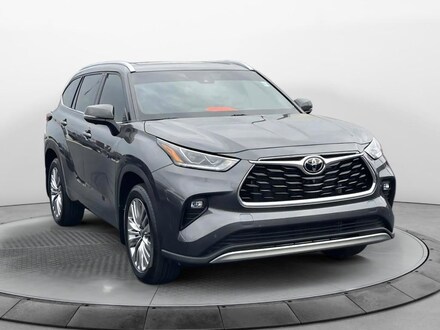 2024 Toyota Highlander Platinum SUV