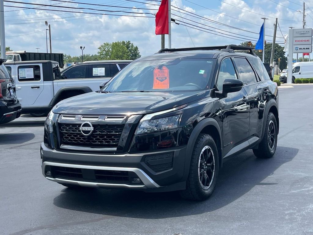 2024 Nissan Pathfinder Rock Creek photo 3