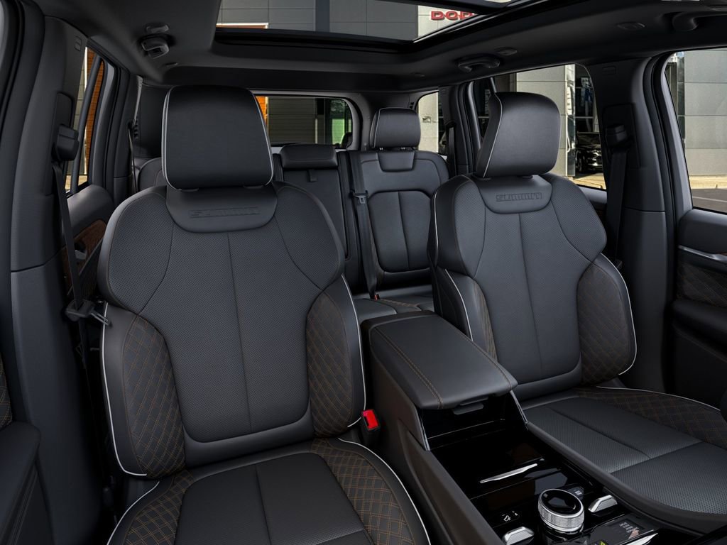 2025 Jeep Grand Cherokee Summit - Photo 16
