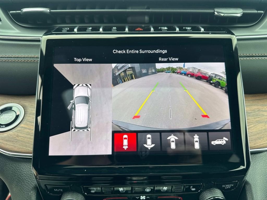 2025 Jeep Grand Cherokee Summit - Photo 28