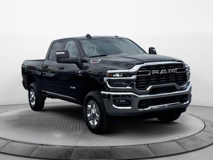 2025 Ram 2500 BIG HORN CREW CAB 4X4 6'4 BOX Pickup