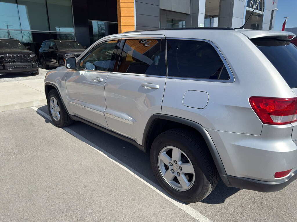 Used 2012 Jeep Grand Cherokee Laredo SUV