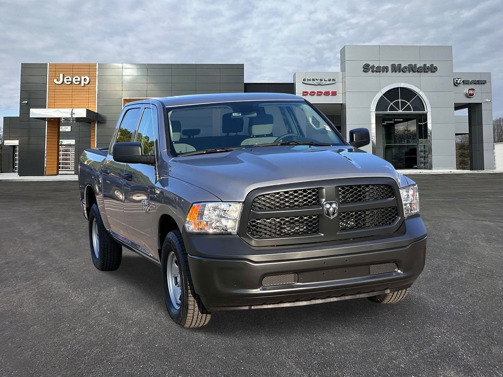 New 2024 Ram 1500 Classic TRADESMAN CREW CAB 4X4 5'7 BOX Pickup