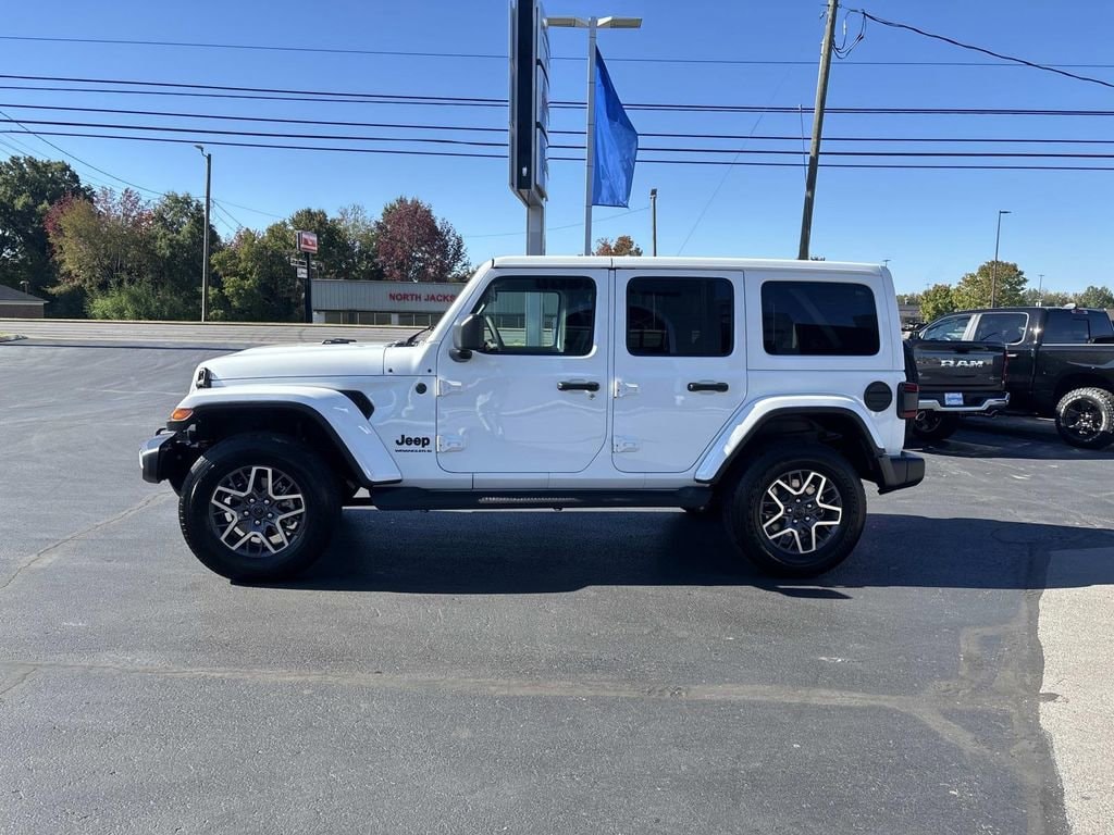 New 2026 Jeep Wrangler 4-DOOR SAHARA Sport Utility