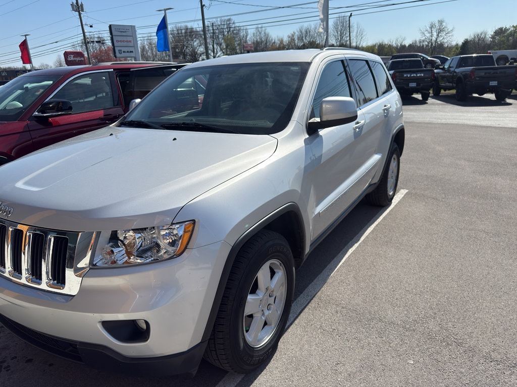 Used 2012 Jeep Grand Cherokee Laredo SUV