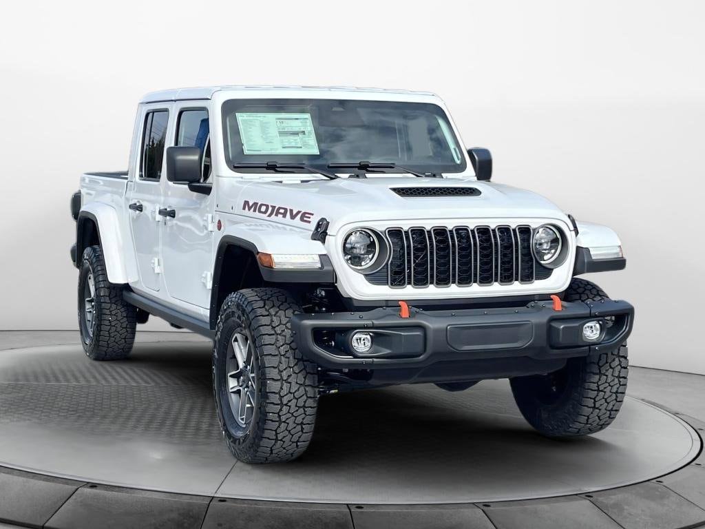 New 2026 Jeep Gladiator MOJAVE X 4X4 Pickup