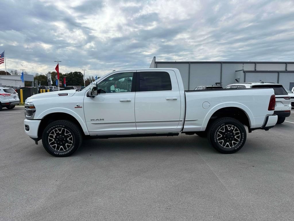 New 2026 Ram 2500 LIMITED CREW CAB 4X4 6'4 BOX Pickup