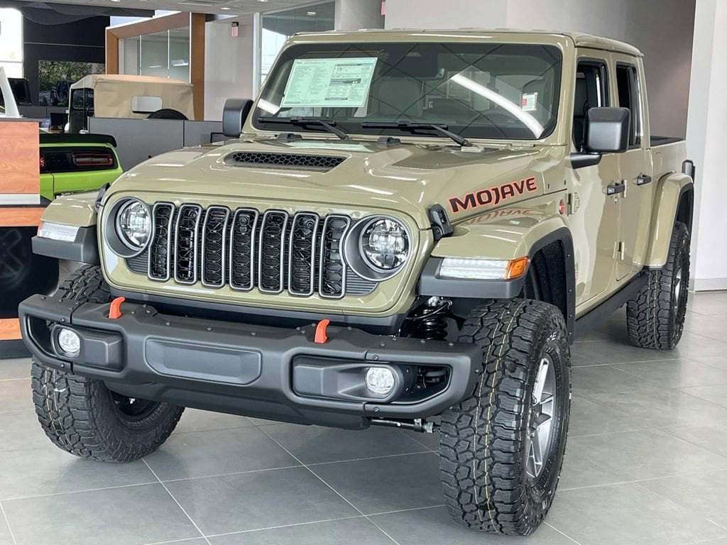 New 2026 Jeep Gladiator MOJAVE X 4X4 Pickup