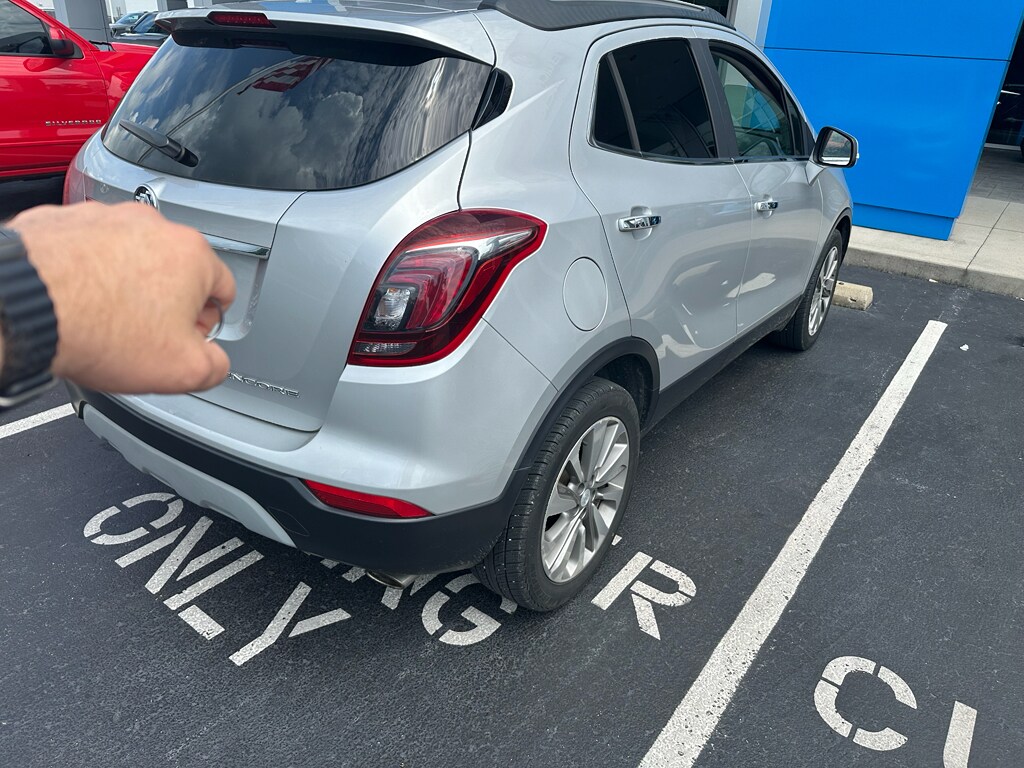 2019 Buick Encore Preferred photo 3