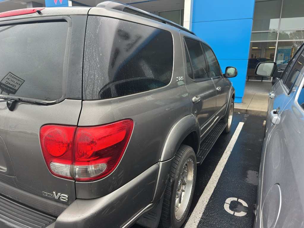 Used 2005 Toyota Sequoia SR5 Sport Utility