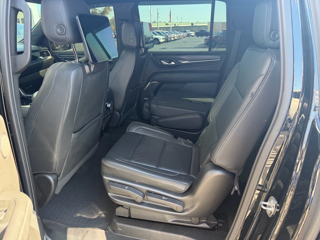 2022 Gmc Yukon XL Limited photo 4