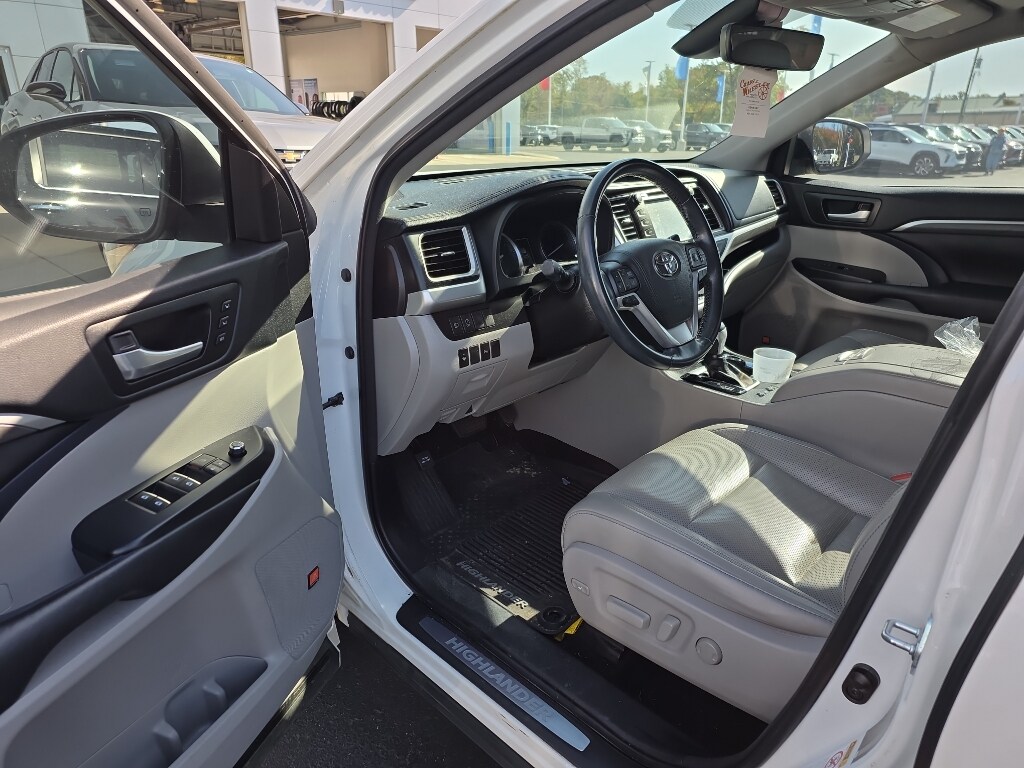 Used 2018 Toyota Highlander Limited Sport Utility