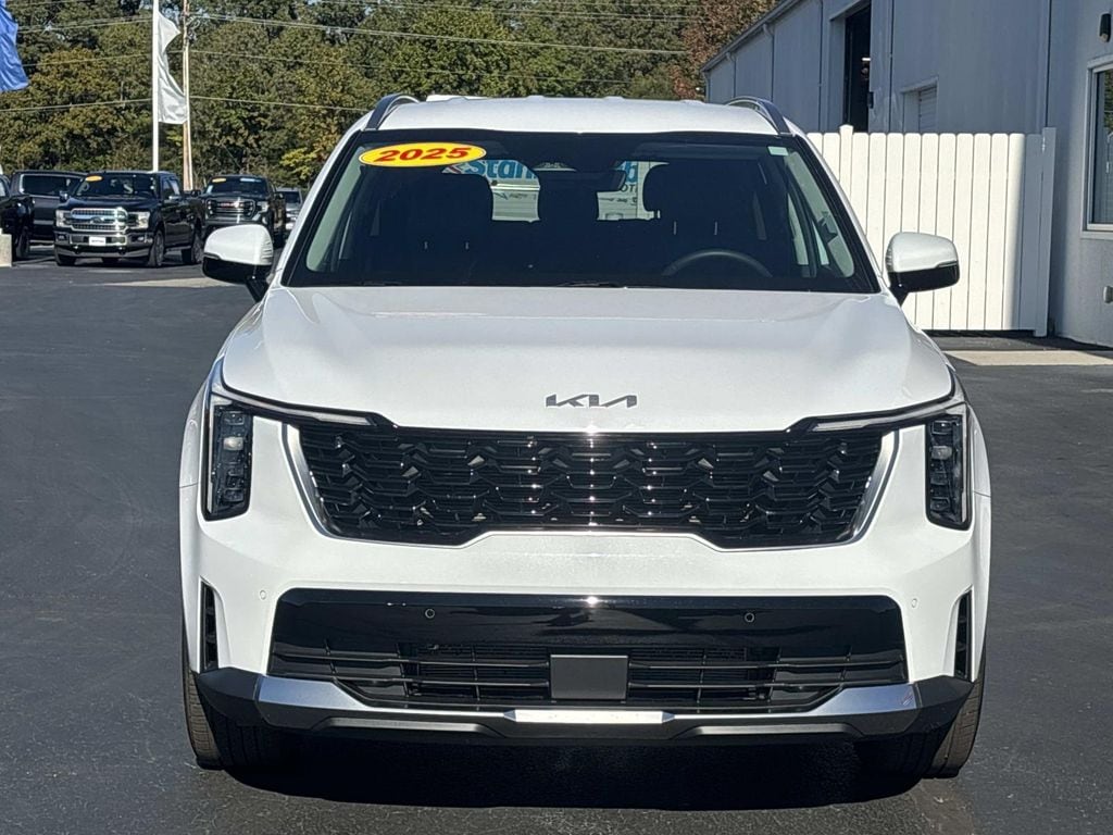 Used 2025 Kia Sorento S SUV