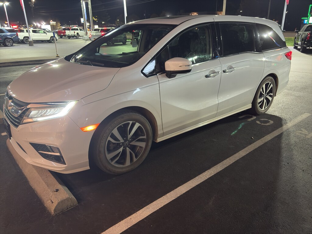 Used 2020 Honda Odyssey Elite Passenger Van