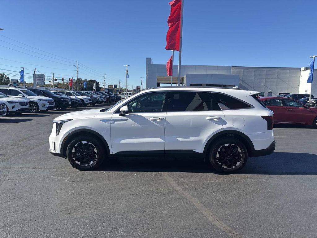 Used 2025 Kia Sorento S SUV