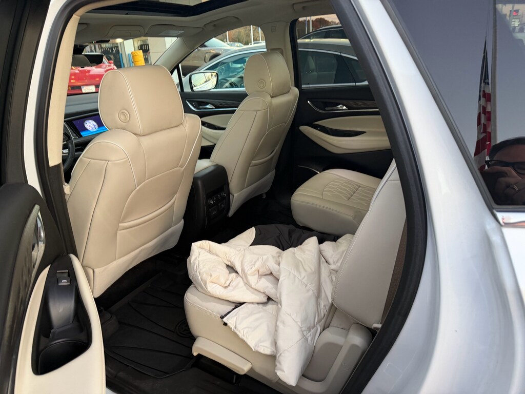 2023 Buick Enclave Avenir photo 4