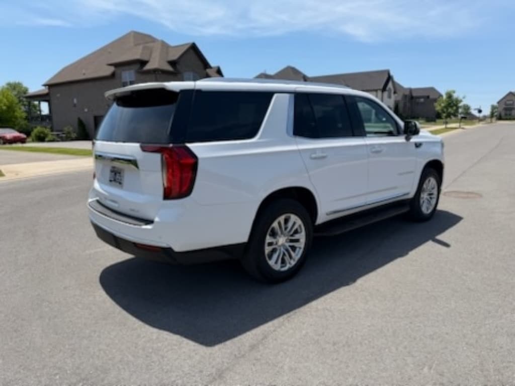 2023 GMC Yukon 4WD SLT's photo