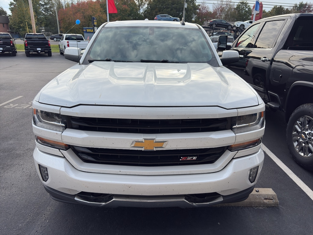 Used 2018 Chevrolet Silverado LT Crew Cab